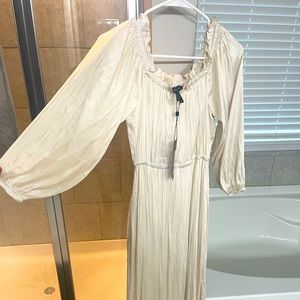 Cream/off white, off the shoulder maxi/midi silk lightweight dress. Size XS NWT